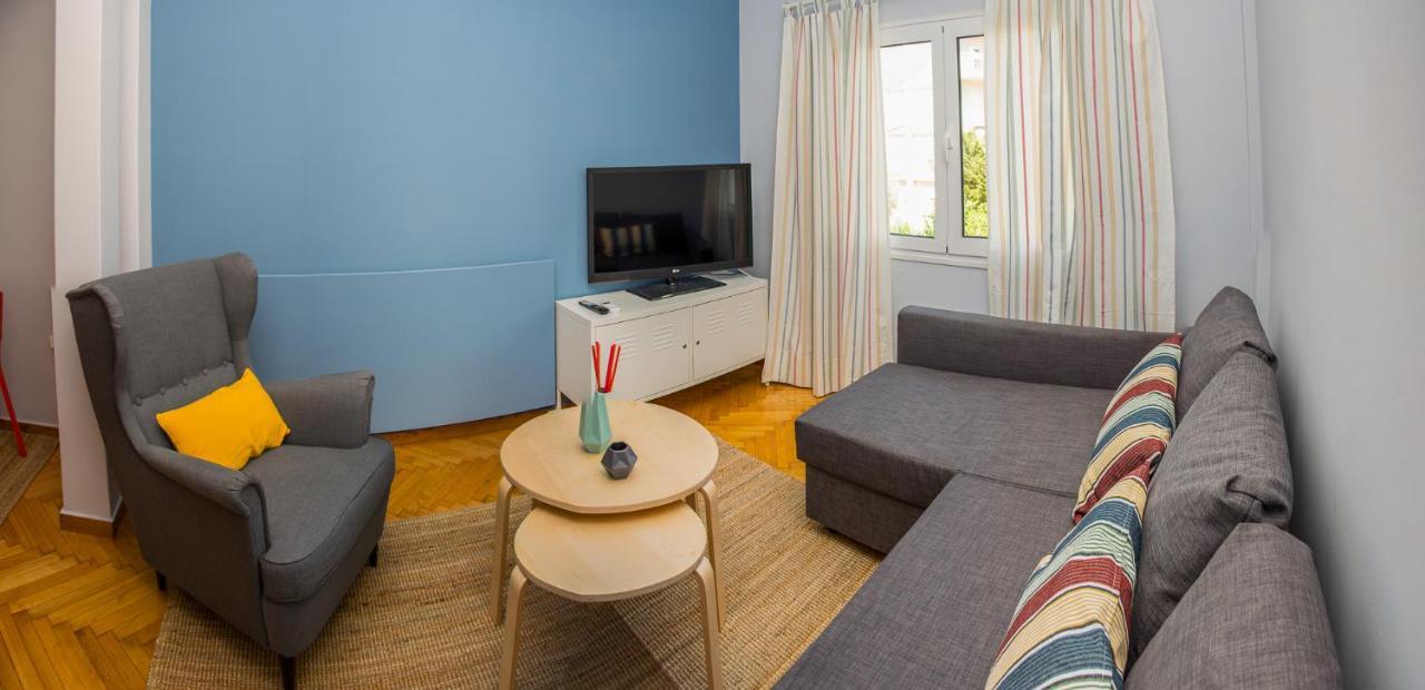 Fully Renovated And Relaxing Apartment Athene Buitenkant foto