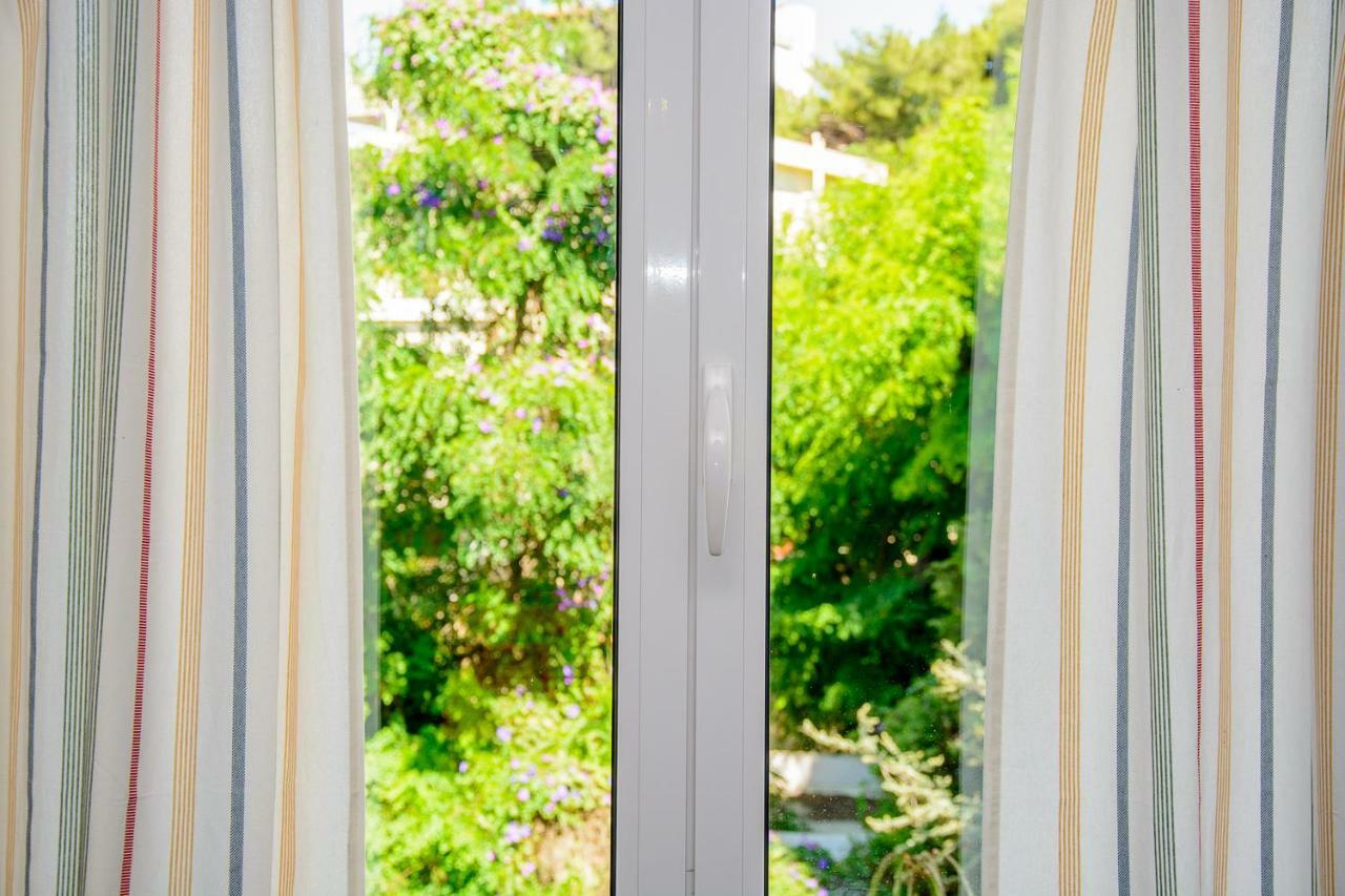 Fully Renovated And Relaxing Apartment Athene Buitenkant foto