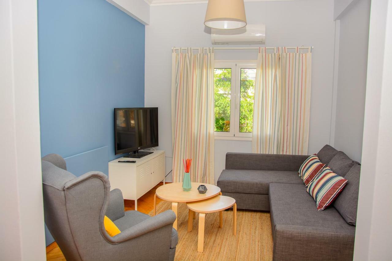 Fully Renovated And Relaxing Apartment Athene Buitenkant foto