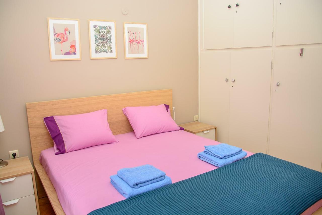 Fully Renovated And Relaxing Apartment Athene Buitenkant foto